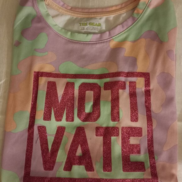 Tek Gear T-Shirt Trendy Camouflage Pattern -Kid's - Girl Size 14/16 XL - Picture 2 of 2